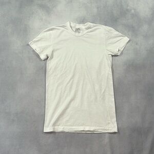 American Apparel Women’s Small 100% Cotton T-Shirt